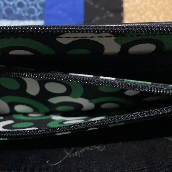 Vera Bradley Imperial Rose Pattern Wallet Wristlet - Picture 8 of 13